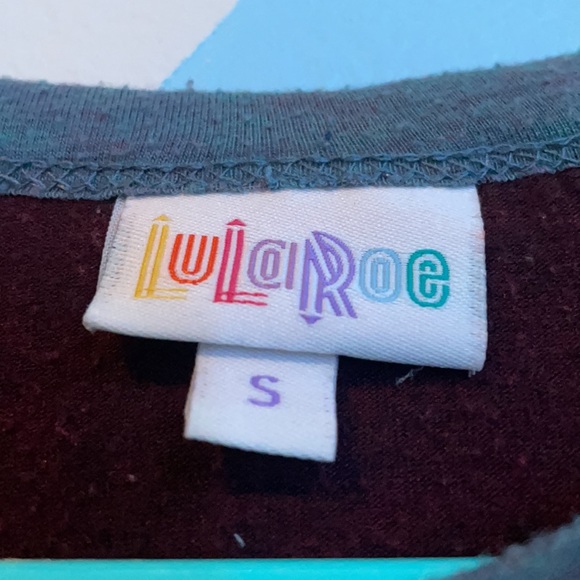 Lularoe Tee Shirt - Picture 2 of 3